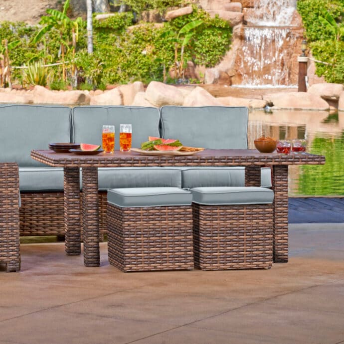 Universal Conversation Table | PatioHQ